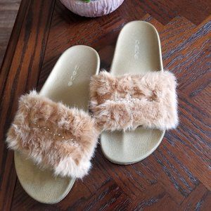 Bebe slipper sandal gold size 9